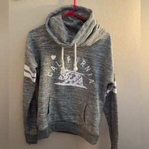 Reflex California gray bear heart turtleneck, long sleeve sweatshirt-Med